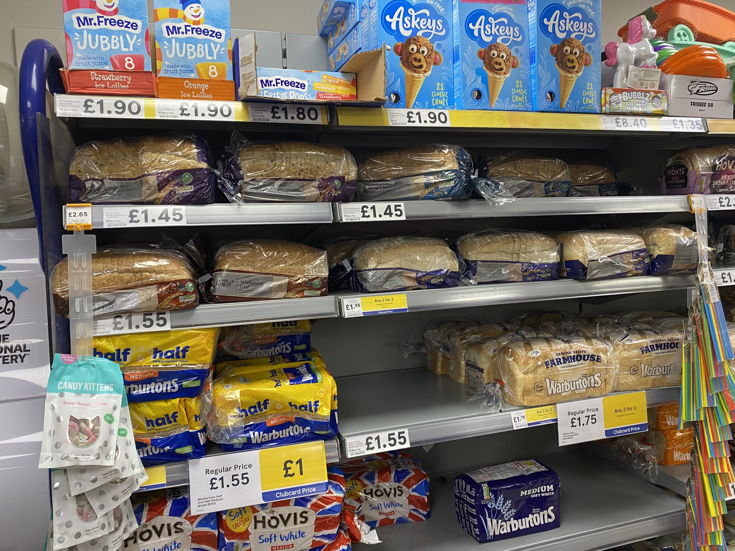 Tesco Extra Bread Options in Radcliffe on Trent Store